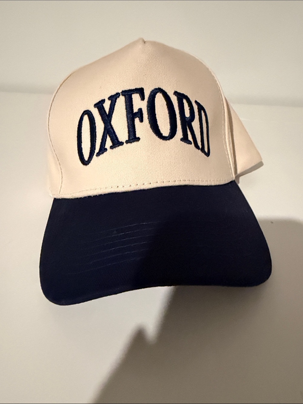 Oxford Two-Tone Baseball Cap - Cream & Navy